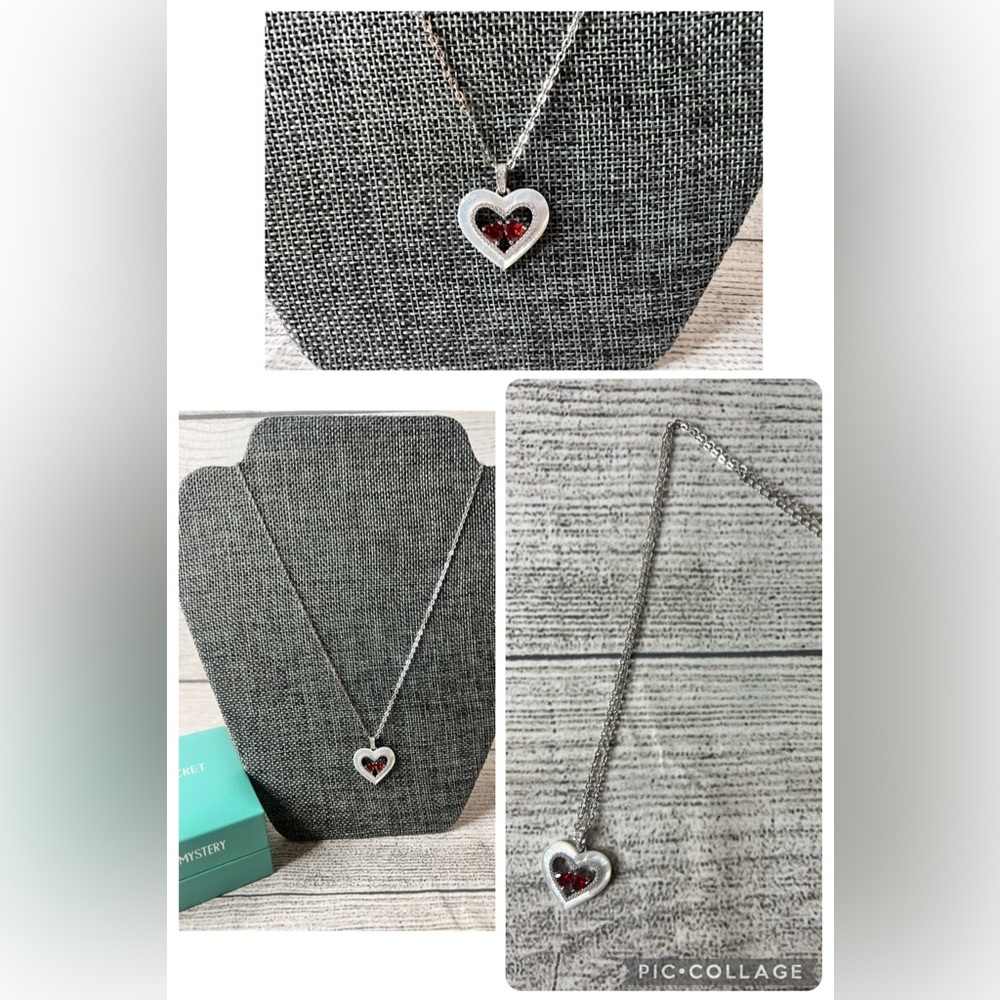 LOUISA SECRET Shell Double Heart Necklace, 925 Sterling Silver 2 Garnet Stones
